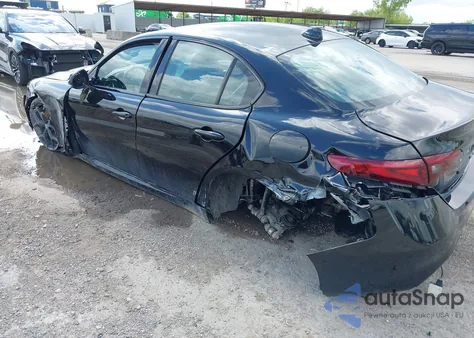 2020 Alfa Romeo Giulia Rwd из США, поврежденный, VIN ZARFAMAN3L7632937